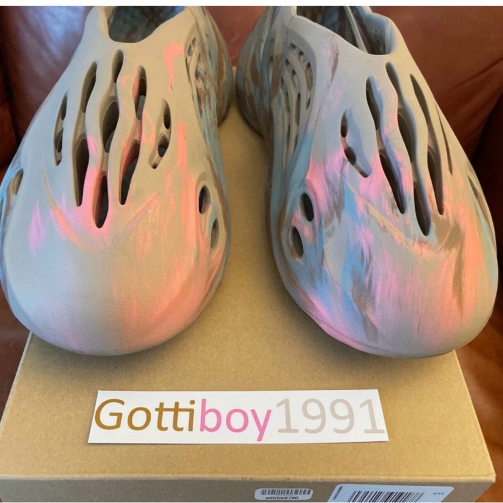 adidas YEEZY FOAM RUNNER 'MX SAND GREY' Size 11 2021 Neopolitan Kanye - Picture 2 of 9